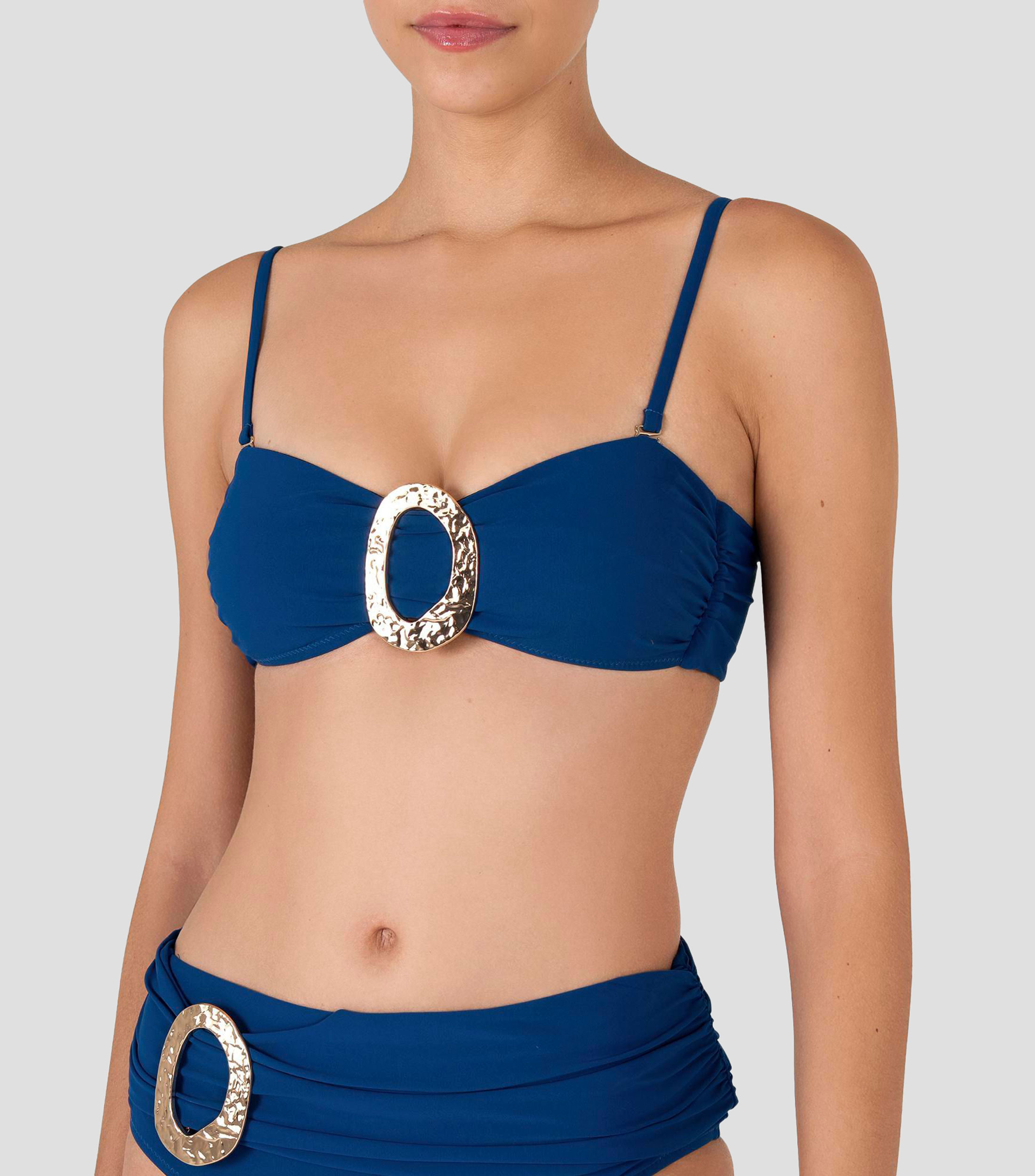 Bikini top con hebilla Mujer